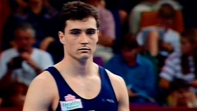 Neil Thomas (gymnast) Neil Thomas GBR FX EF World Championships Brisbane 1994 YouTube