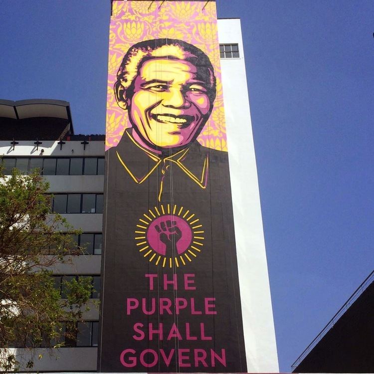 Nelson Mandela Mural by Shepard Fairey 2bpblogspotcomkLROrU1hjsVCGQJUG02IAAAAAAA