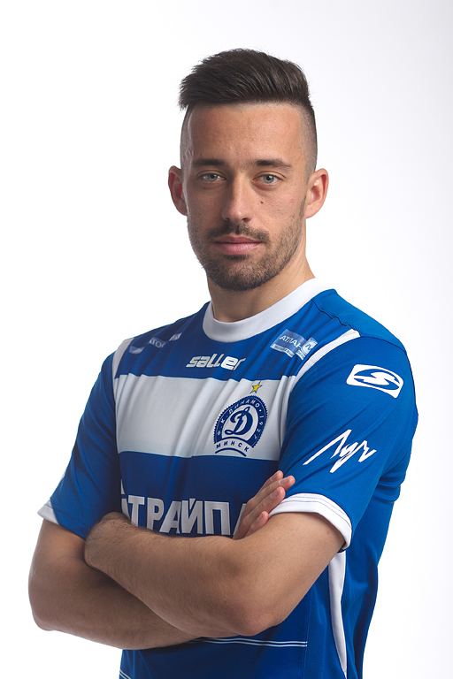Nemanja Nikolić (footballer, born 1988) dinamominskbymediaplayers1team201510Nikolicjpg