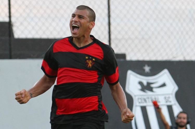 Neto Baiano Sport espera que Neto Baiano continue carrasco do Bahia