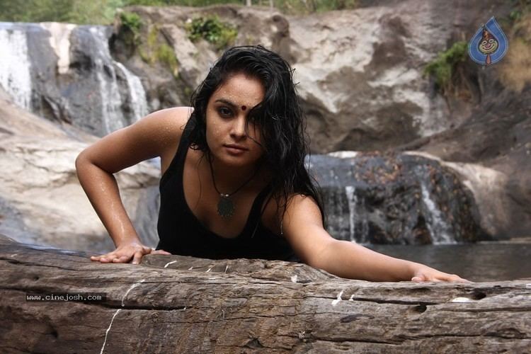 Netru Indru Netru Indru Tamil Movie Hot Stills Photo 43 of 62