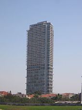 Neve Tzedek Tower httpsuploadwikimediaorgwikipediacommonsthu