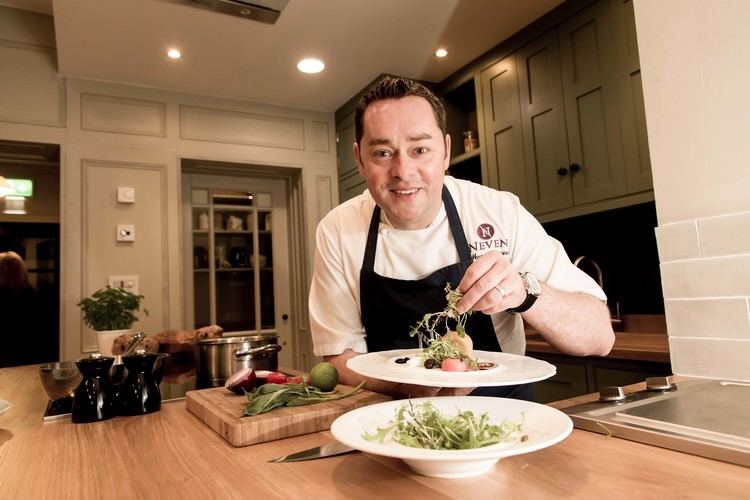 Neven Maguire Create the perfect Festive Favourites with Neven Maguire39s