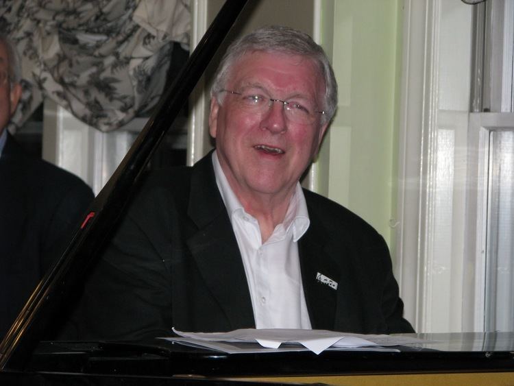 Neville Dickie Yankee Jazz Beat Piano Master Neville Dickie Returns to