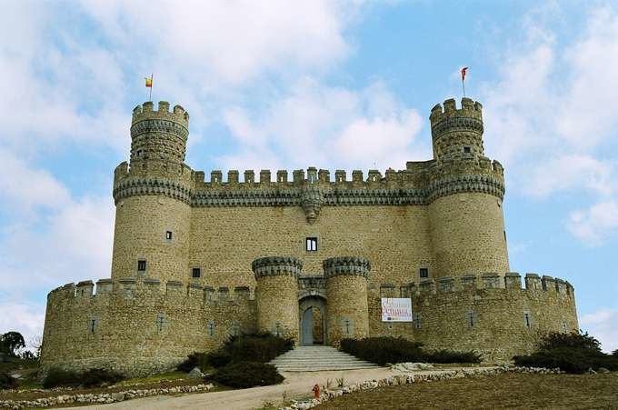 New Castle of Manzanares el Real