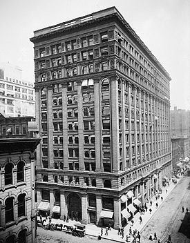 New York Life Insurance Building (Chicago) httpsuploadwikimediaorgwikipediacommonsthu