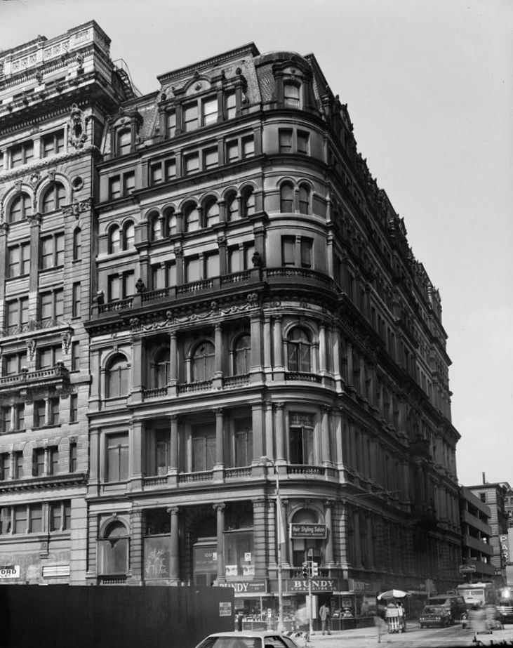 New York Mutual Life Insurance Company Building