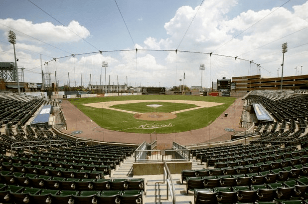 Edgardo Alfonzo, The former Mets star played in Newark in 2…, Newark  Bears