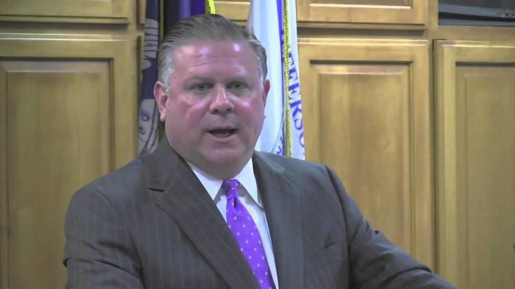 Newell Normand JPSO Sheriff Newell Normand defends deputy who punched teen YouTube