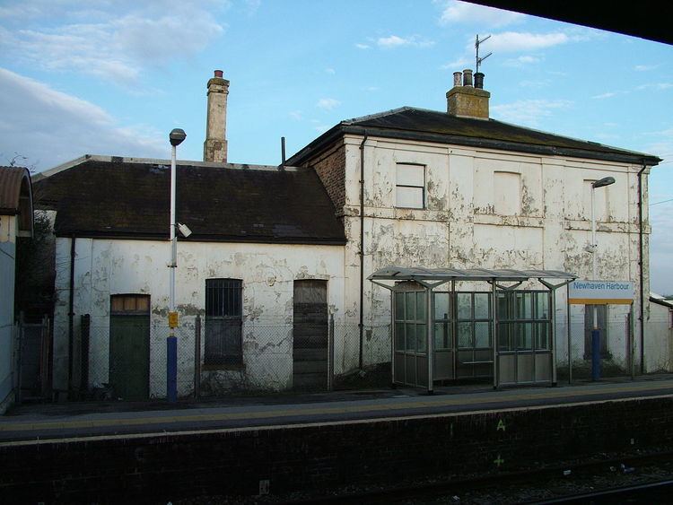 Newhaven Harbour railway station