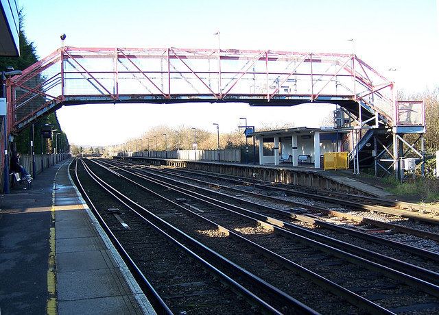 Newington railway station