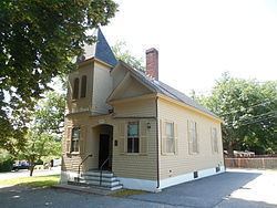 Newport East, Rhode Island httpsuploadwikimediaorgwikipediacommonsthu