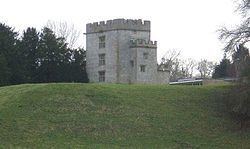 Newton St Loe Castle httpsuploadwikimediaorgwikipediacommonsthu