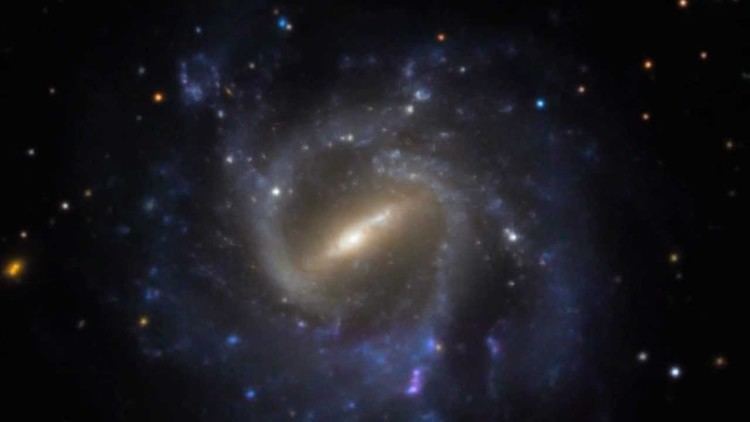 NGC 1073 Hubble Zoom into NGC 1073 HD 720p YouTube
