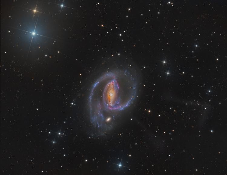 NGC 1097 APOD 2013 November 14 The Jets of NGC 1097