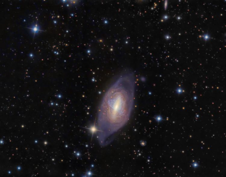 NGC 2685 APOD 2007 February 16 Polar Ring Galaxy NGC 2685