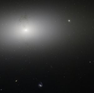 NGC 2768 httpsuploadwikimediaorgwikipediacommonsthu