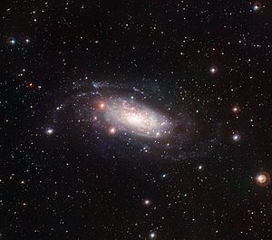 NGC 3621 httpsuploadwikimediaorgwikipediacommonsthu