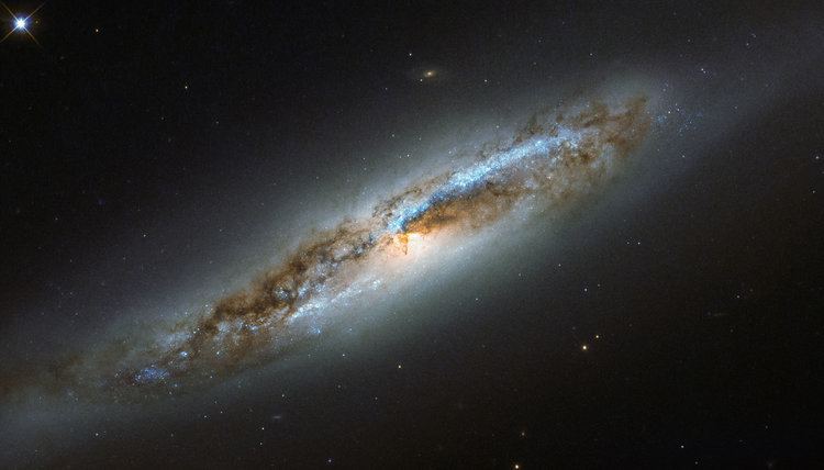 NGC 4388 Hubble Captures Spectacular Image of Spiral Galaxy NGC 4388