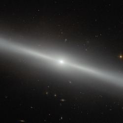 NGC 4762 httpsuploadwikimediaorgwikipediacommonsthu