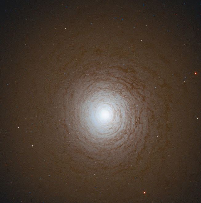 NGC 524 uploadwikimediaorgwikipediacommonsbb9NGC52