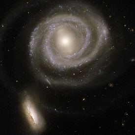 NGC 5752 httpsuploadwikimediaorgwikipediacommonsthu