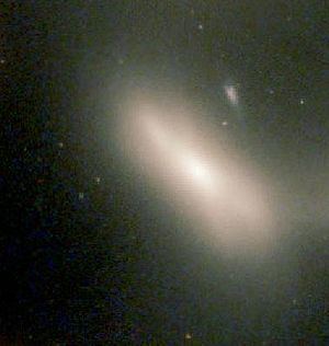 NGC 6027b httpsuploadwikimediaorgwikipediacommonsthu