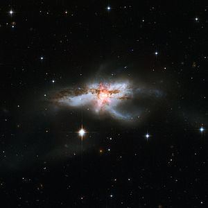 NGC 6240 httpsuploadwikimediaorgwikipediacommonsthu