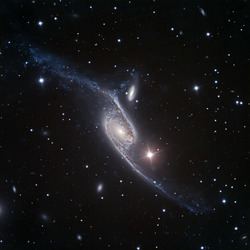 NGC 6872 httpsuploadwikimediaorgwikipediacommonsthu