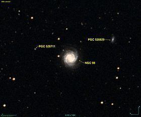 NGC 98 httpsuploadwikimediaorgwikipediacommonsthu