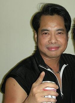 Ngọc Sơn (singer) httpsuploadwikimediaorgwikipediacommonsthu