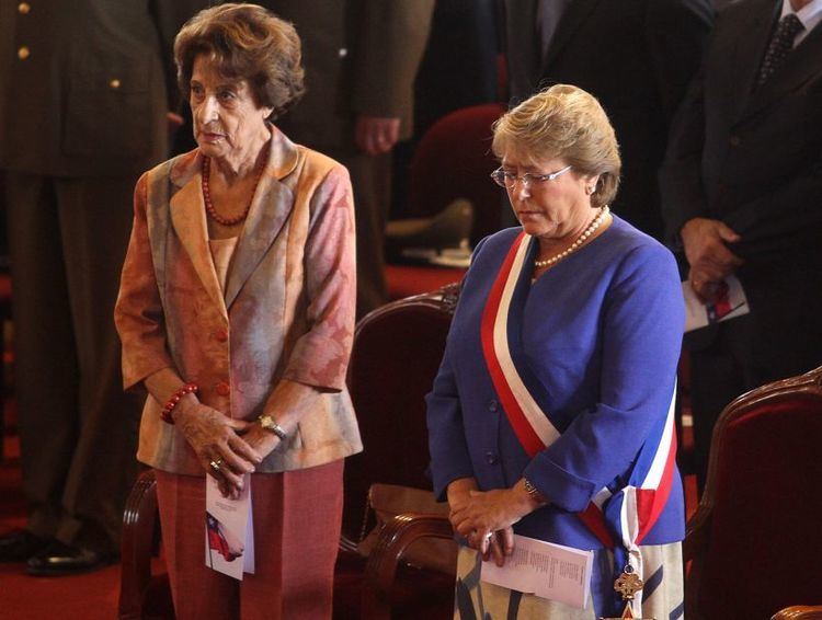 Ángela Jeria ngela Jeria y las crticas contra Bachelet Me recuerda mucho los