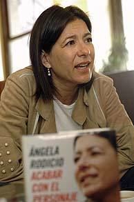Ángela Rodicio elmundoes ngela Rodicio relata en un libro su versin sobre su