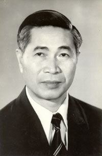 Nguyen Co Thach httpsuploadwikimediaorgwikipediaviff9Ngu