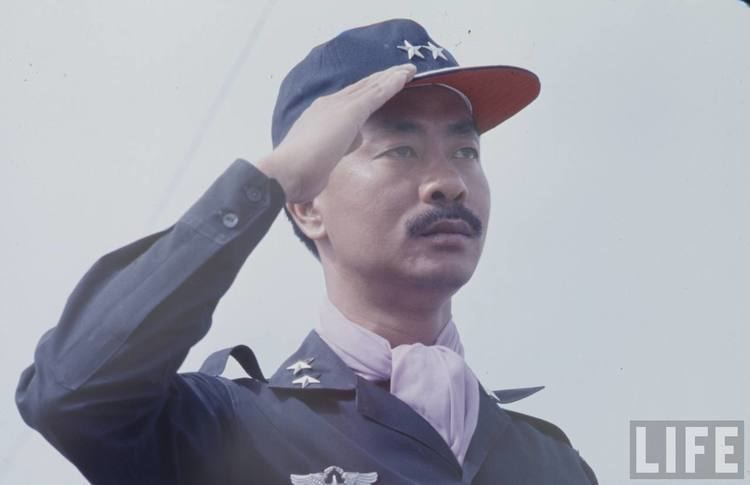 Nguyễn Cao Kỳ Nguyn Cao K on North Vietnam and China in 1967 Le Minh Khai39s