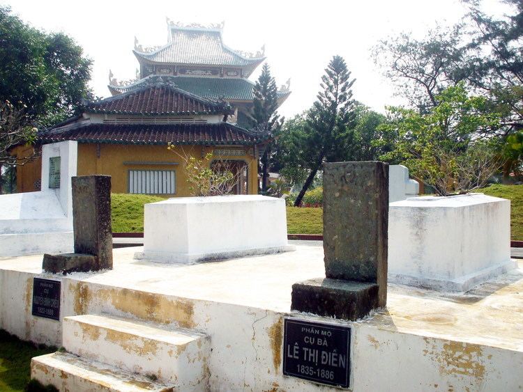 Nguyễn Đình Chiểu's grave