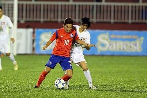 Nguyễn Tuấn Anh Tin v Nguyn Tun Anh ca U21 HAGL Ti nng ln bng Vit Nam