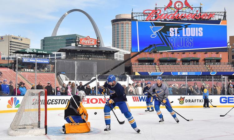 NHL Winter Classic Here39s what happens if the NHL Winter Classic faces a rain delay