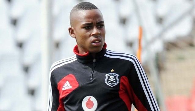 Nhlakanipho Ntuli Orlando Pirates loan Nhlakanipho Ntuli from FC Twente in
