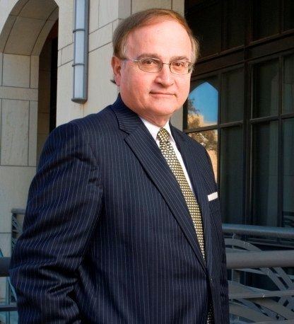Nicholas A. Peppas Peppas Receives Courtesy Appointment in Dell Medical School