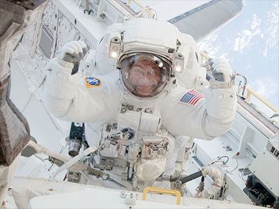 Nicholas Patrick Astronaut Nicholas Patricks postNASA career collectSPACE Messages