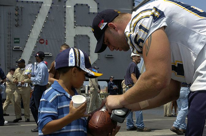 Nick Hardwick (American football) Nick Hardwick American football QuickiWiki