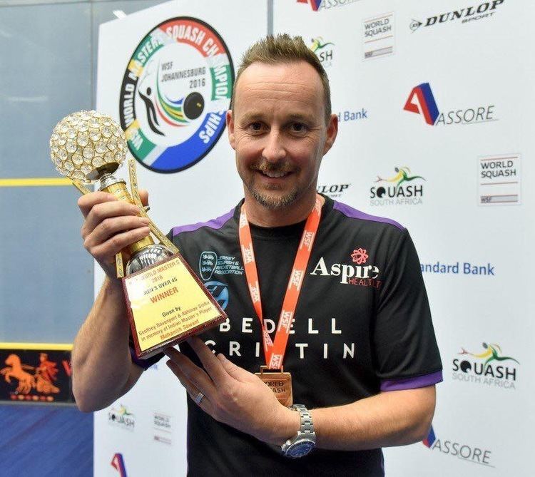 Nick Taylor (squash player) Squash Mad Nick Taylor takes World Masters title for Jersey