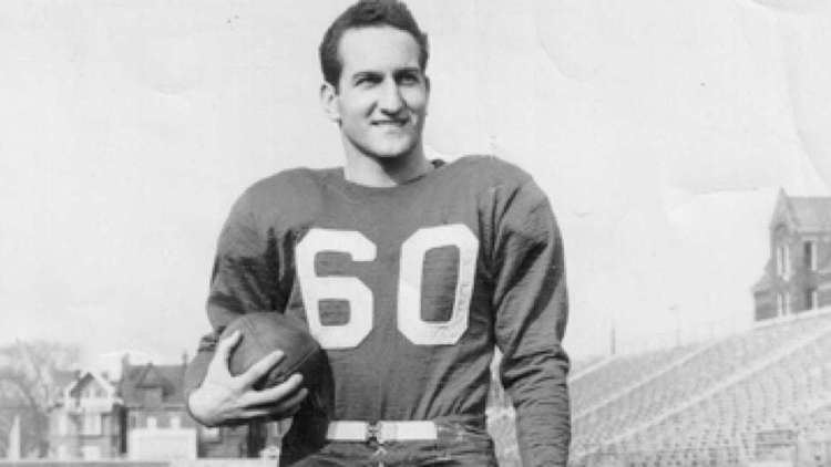 Nick Volpe, who led Argos to victory in 1950 'Mud Bowl,' dies at 95 | CBC  Sports
