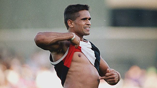 Nicky Winmar AFL great Nicky Winmar stable after suspected heart attack