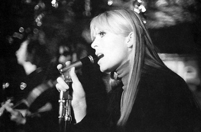 Nico Nico Sings Chelsea Girls in the Famous Chelsea Hotel Open