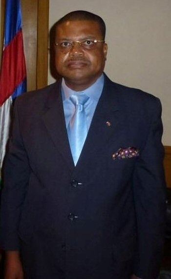 Nicolas Tiangaye JournalDeBanguicom Nicolas Tiangaye Premier Ministre de