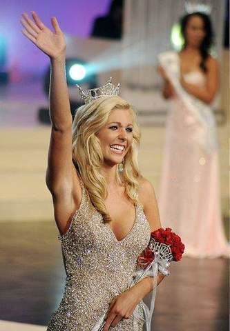 Nicole Jordan (Miss Tennessee) Nicole Jordan is crowned Miss Tennessee 2010