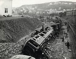 Nidareid train disaster httpsuploadwikimediaorgwikipediacommonsthu