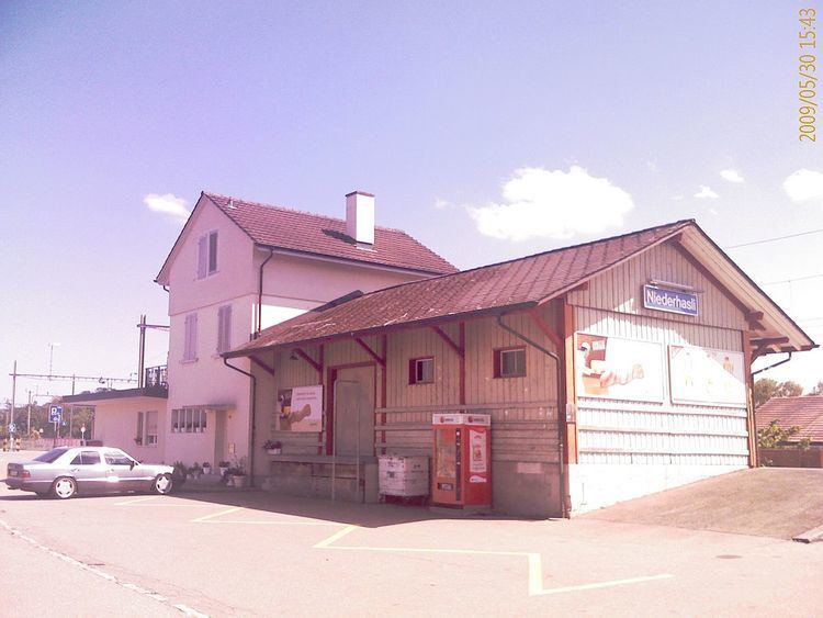 Niederhasli railway station